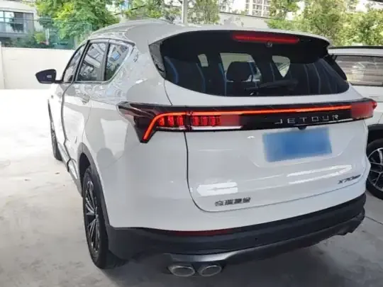 JETOUR X70 PLUS 2021 (34100 км)