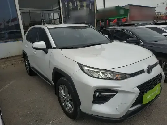 Toyota Wildlander 2022 (22100 км)