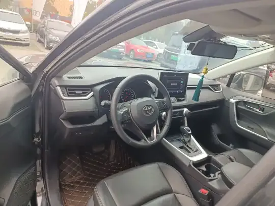 Toyota Wildlander 2022 (92500 км)