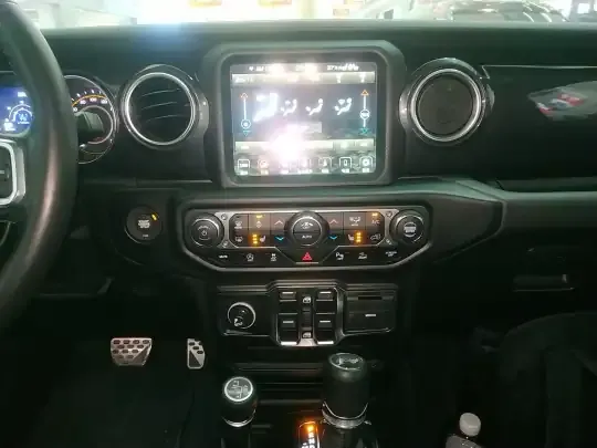 Jeep Wrangler 2022 (32800 км)