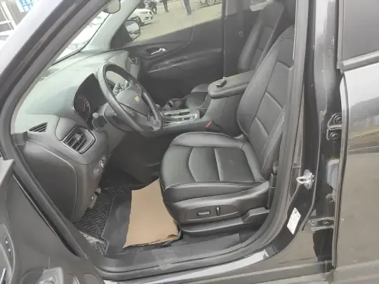 Chevrolet Equinox 2022 (54100 км)