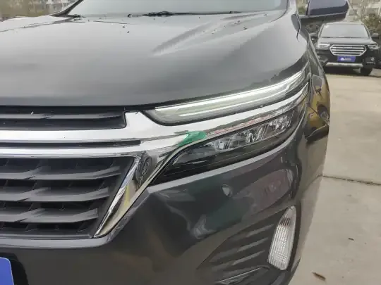 Chevrolet Equinox 2022 (54100 км)