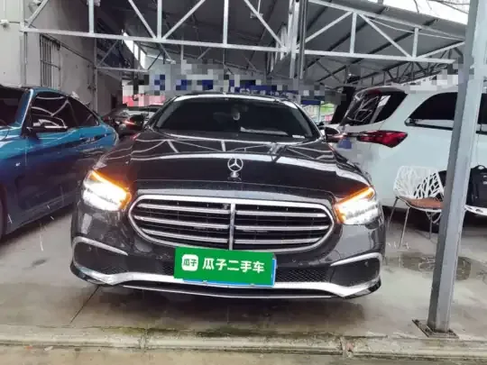 Mercedes-Benz E-Class 2022 (42300 км)