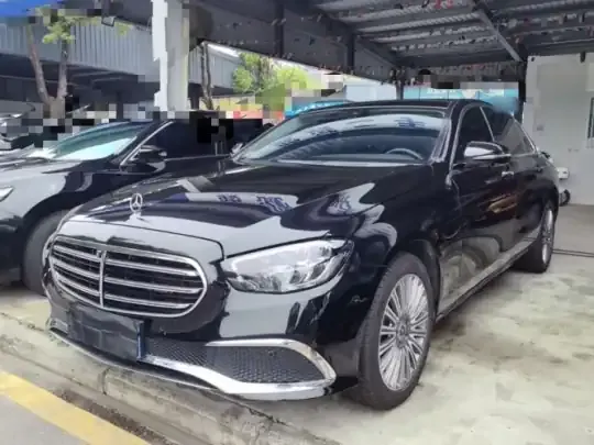 Mercedes-Benz E-Class 2022 (99900 км)