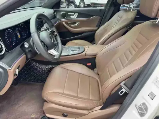 Mercedes-Benz E-Class 2022 (99100 км)