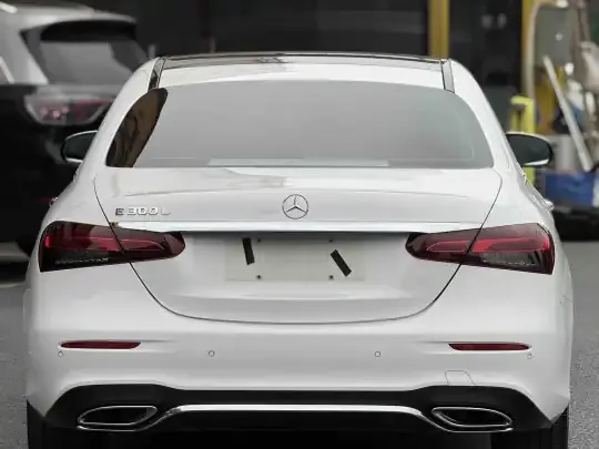 Mercedes-Benz E-Class 2022 (99100 км)