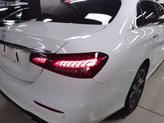 Mercedes-Benz E-Class 2022 (99100 км)