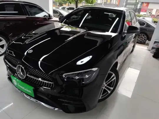 Mercedes-Benz E-Class 2022 (37500 км)