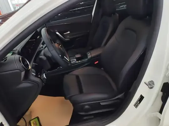 Mercedes-Benz A-Class 2022 (30700 км)
