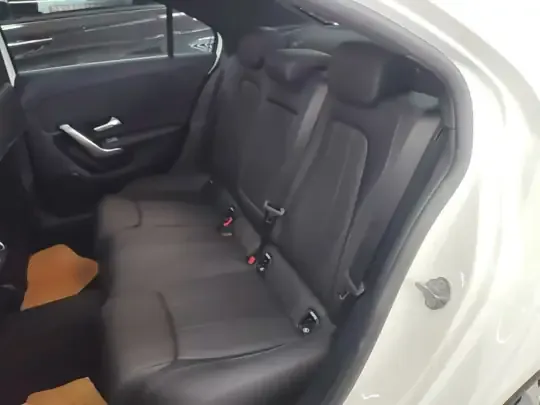 Mercedes-Benz A-Class 2022 (30700 км)