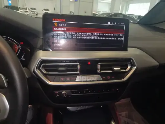 BMW X4 2022 (12400 км)