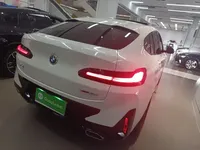 BMW X4 2022 (12400 км)