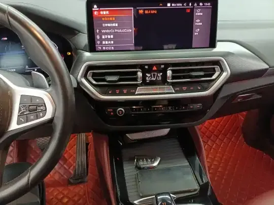 BMW X4 2022 (102600 км)