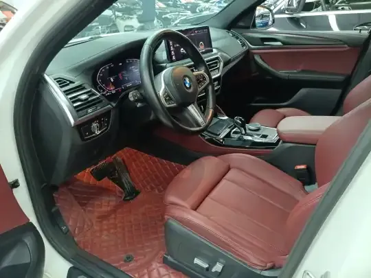 BMW X4 2022 (102600 км)