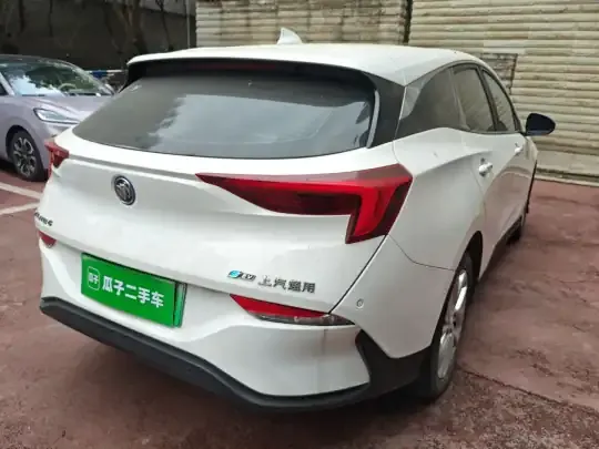 Buick Velite 6 2022 (144600 км)