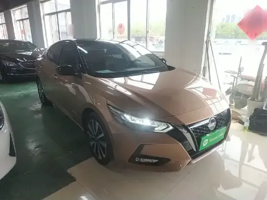Nissan Sylphy 2022 (15900 км)