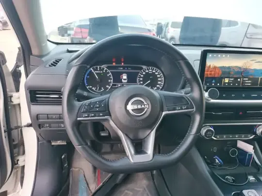 Nissan Sylphy 2022 (112700 км)