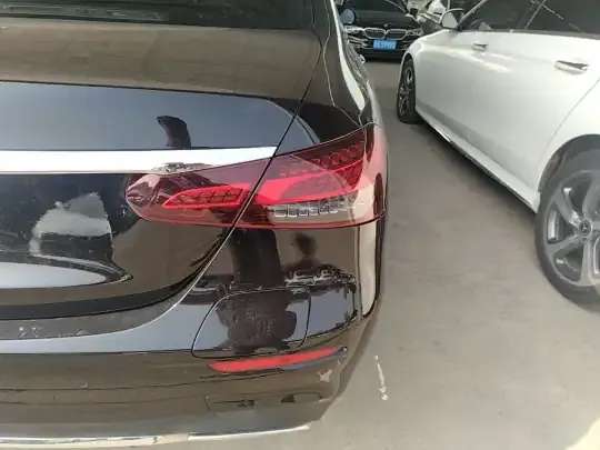 Mercedes-Benz E-Class New Energy 2022 (96800 км)