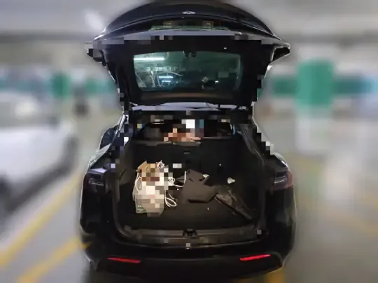 Tesla Model Y 2022 (104000 км)