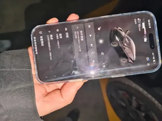 Tesla Model Y 2022 (104000 км)