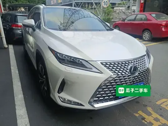 Lexus RX 2021 (46100 км)