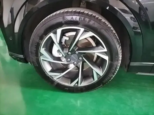 Lynk & Co 09 2021 (86400 км)