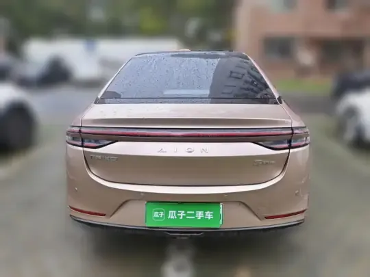 AION S Plus 2022 (26000 км)