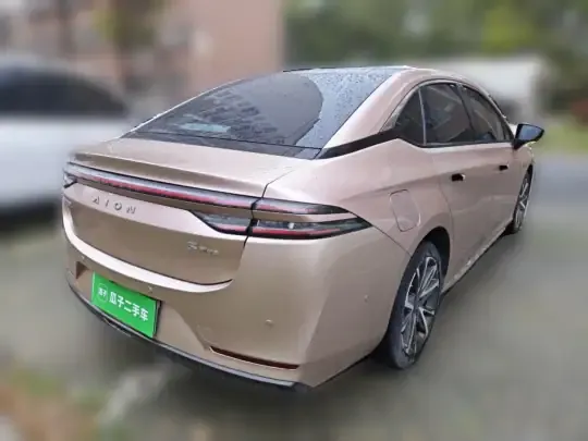 AION S Plus 2022 (26000 км)