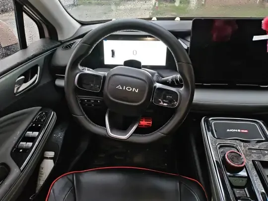 AION S Plus 2022 (26000 км)