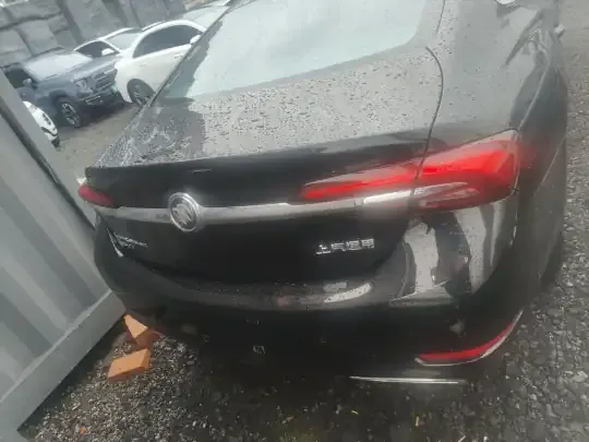 Buick LaCrosse 2022 (83100 км)