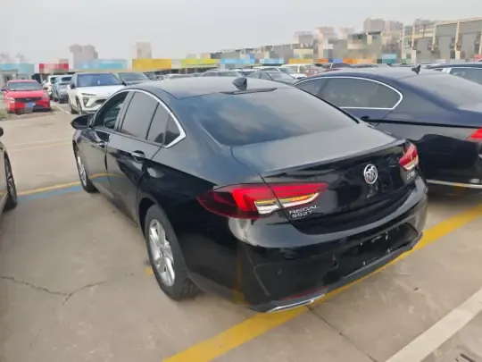 Buick Regal 2021 (24600 км)