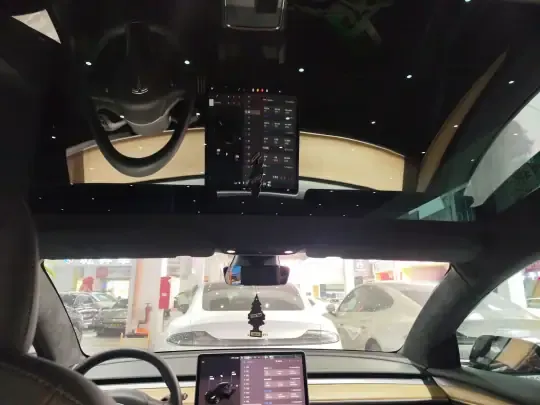 Tesla Model 3 2022 (58000 км)