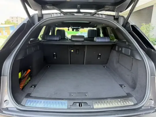 Land Rover Range Velar 2022 (36600 км)