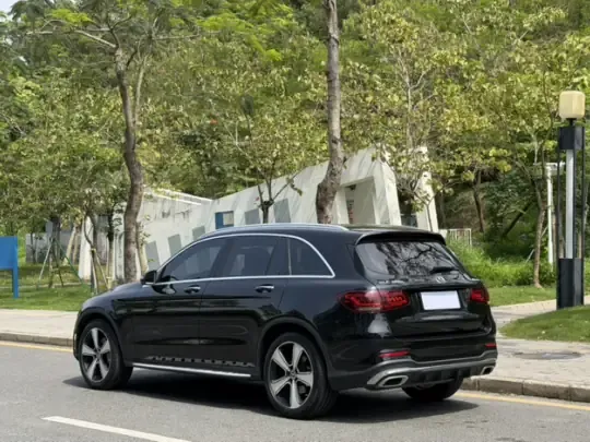 Mercedes-Benz GLC 2022 (69900 км)
