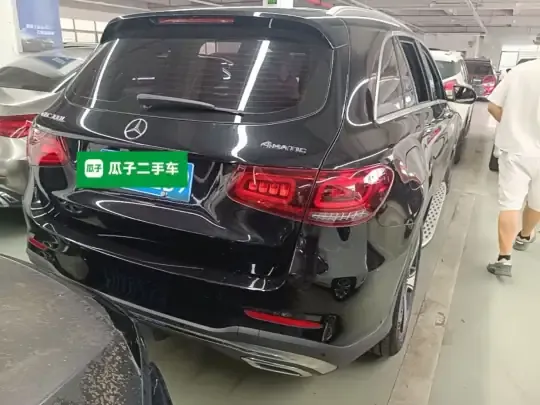 Mercedes-Benz GLC 2022 (69900 км)