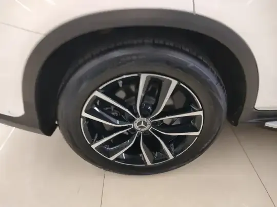 Mercedes-Benz GLC 2022 (106700 км)