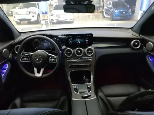 Mercedes-Benz GLC 2022 (106700 км)