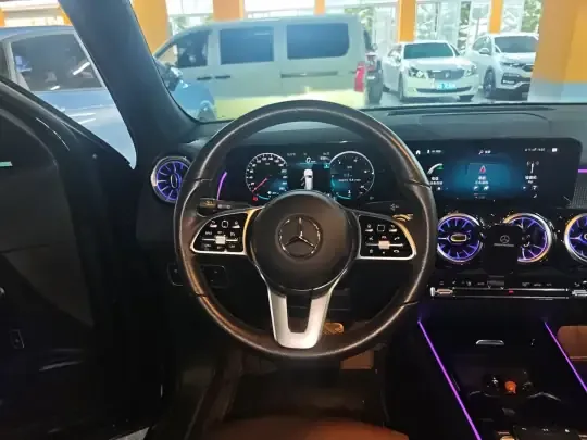 Mercedes-Benz GLB 2022 (60800 км)