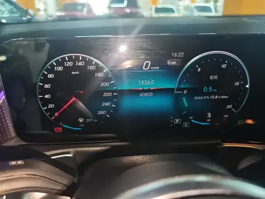 Mercedes-Benz GLB 2022 (60800 км)