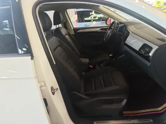 Volkswagen Tayron 2022 (37600 км)