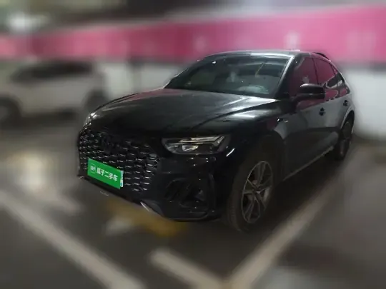 Audi Q5L Sportback 2022 (37000 км)