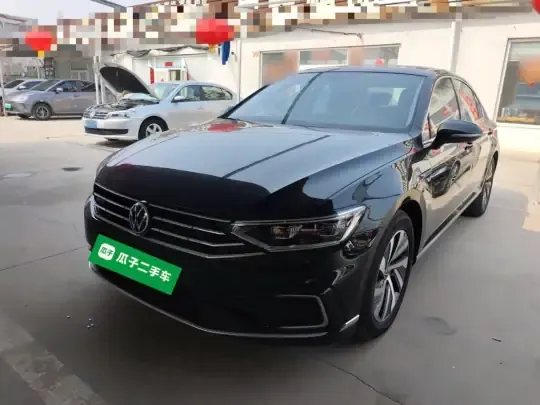 Volkswagen Magotan GTE Plug-in Hybrid 2022 (15200 км)