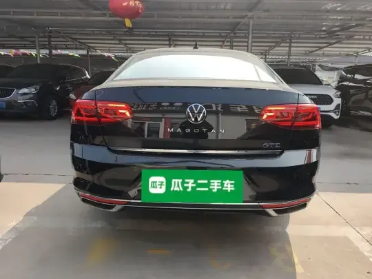 Volkswagen Magotan GTE Plug-in Hybrid 2022 (15200 км)