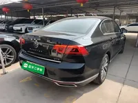 Volkswagen Magotan GTE Plug-in Hybrid 2022 (15200 км)