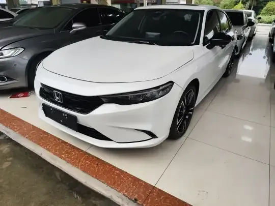 Honda Integra 2022 (33100 км)