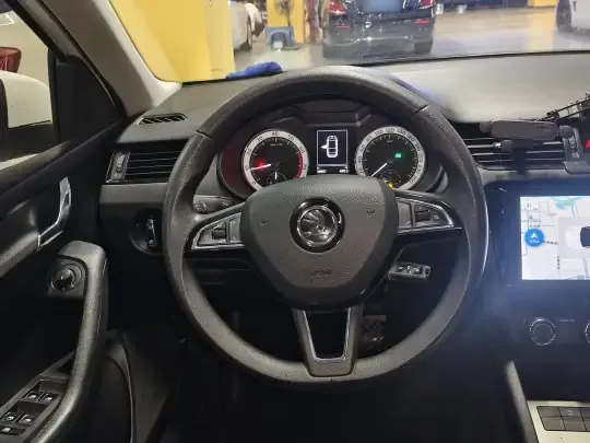 Skoda Octavia 2022 (39800 км)