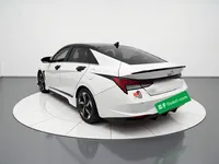 Hyundai Elantra 2022 (74800 км)