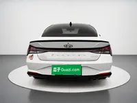 Hyundai Elantra 2022 (74800 км)