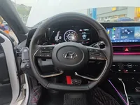 Hyundai Elantra 2022 (74800 км)
