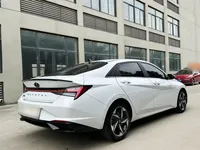 Hyundai Elantra 2022 (24200 км)